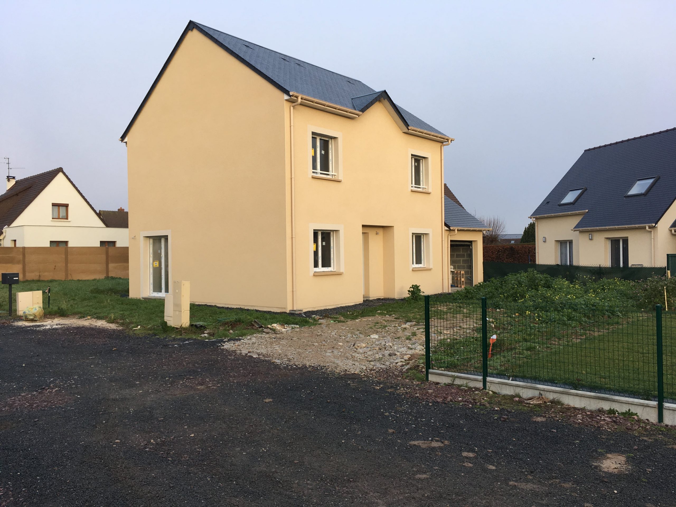 Construction maisons individuelles Bayeux-Modèle LOVE avec garage à Carpiquet